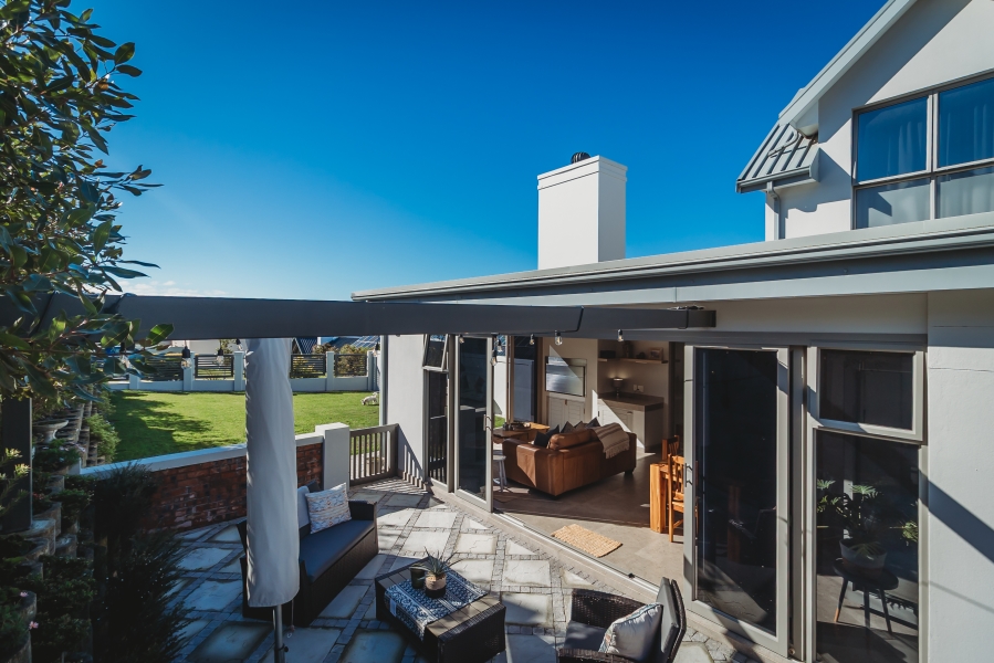 4 Bedroom Property for Sale in Kingswood Golf Estate Western Cape